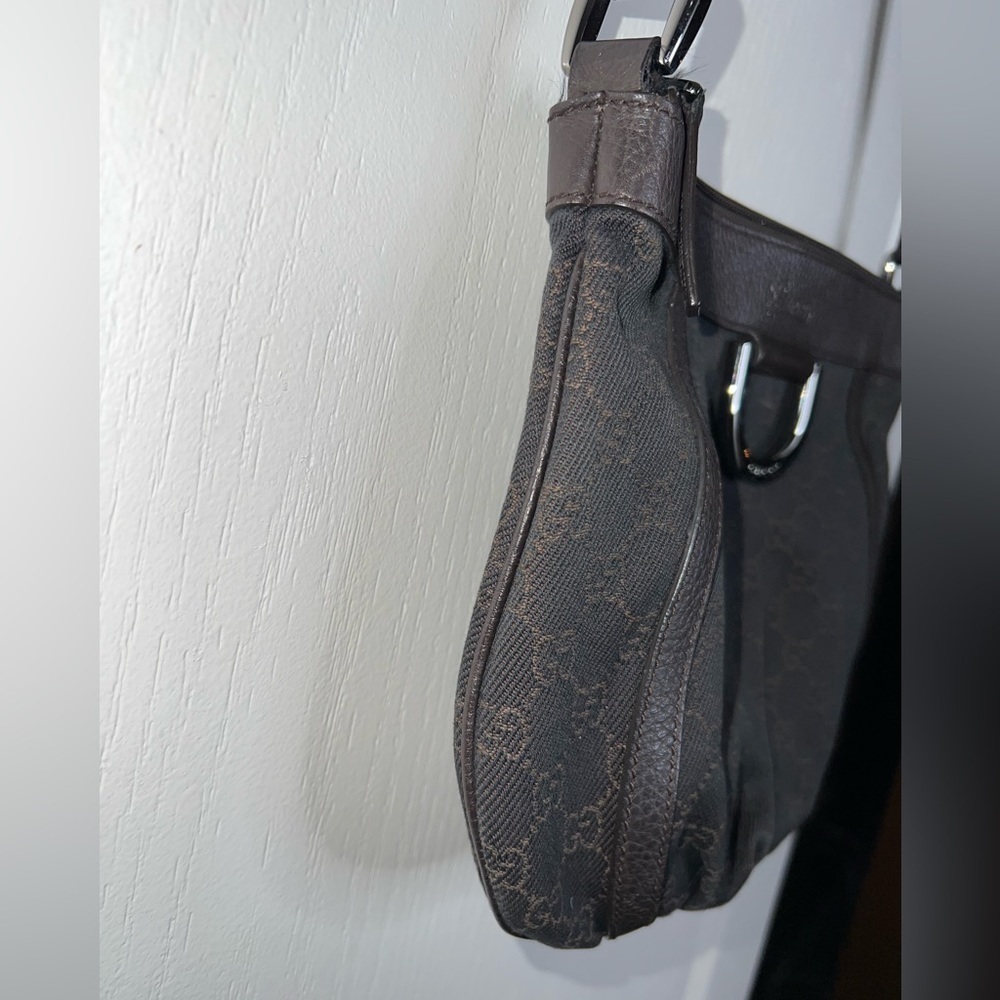 Vintage Gucci Crossbody - Picture 3 of 17
